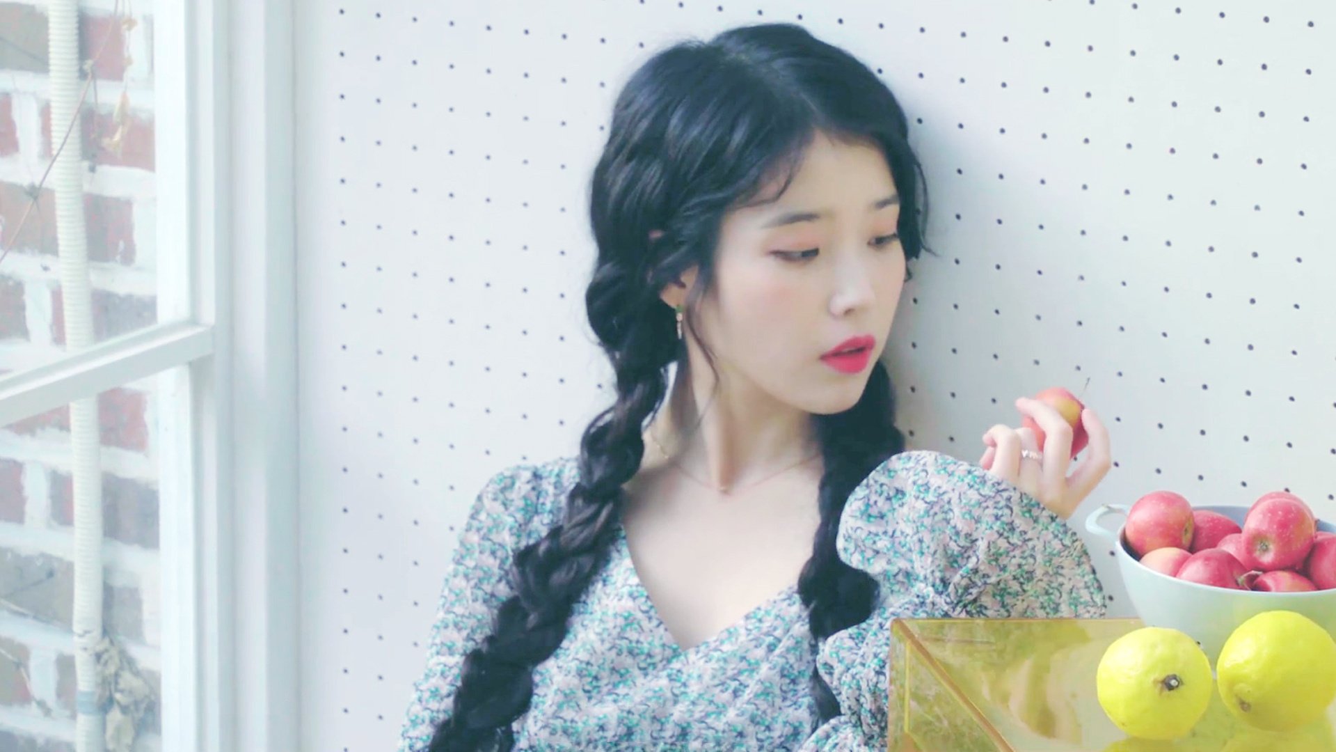 女子足球设立球员公众表达训练提升媒体表现力,女子足球队的标语