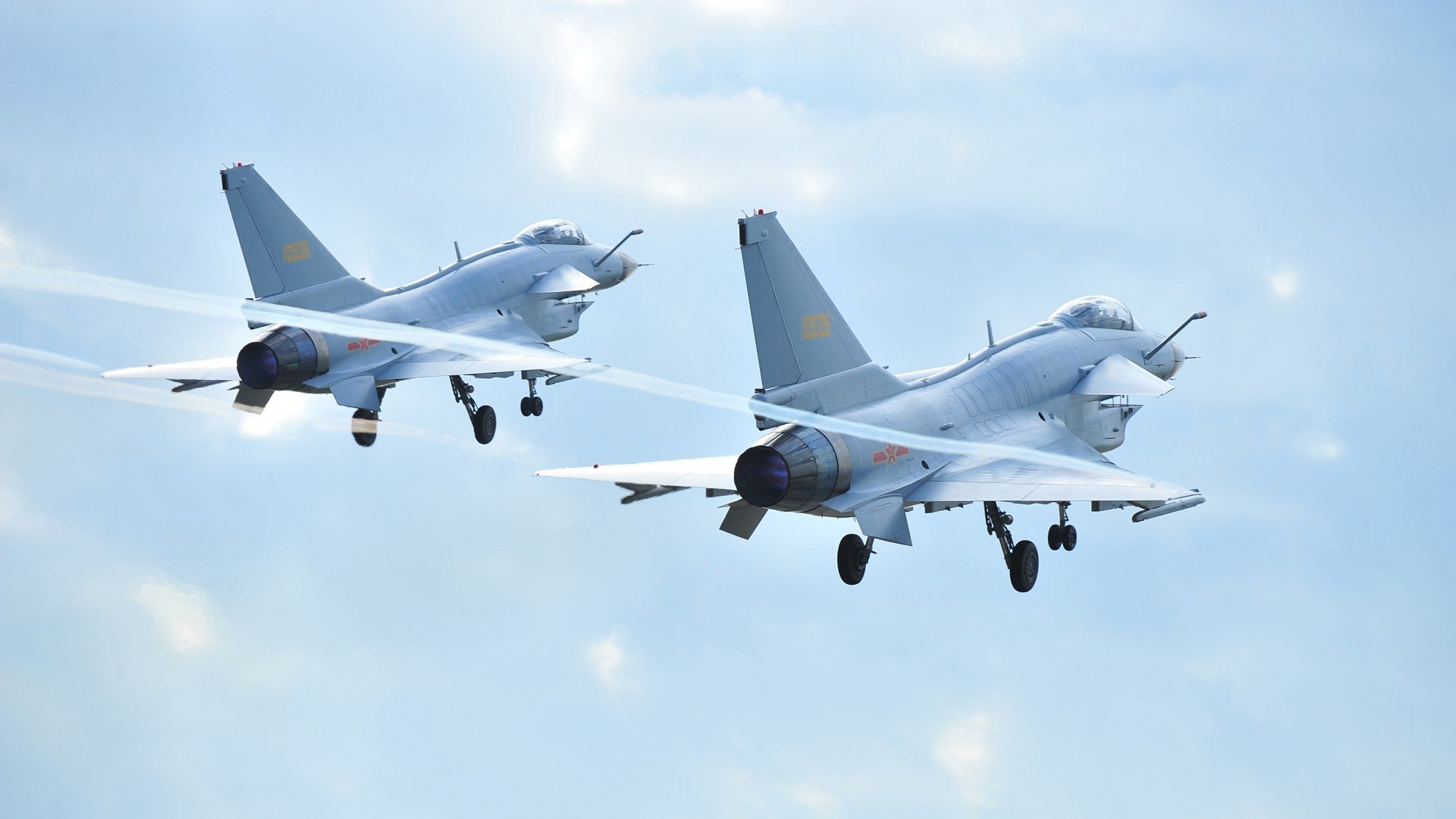 校园足球联赛首次实现省际直播观众互动踊跃，校园足球直播平台